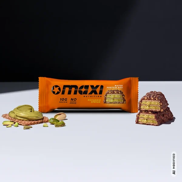 MaxiNutrition Protein Waffle Bar Pistachio Spread 39g Verpackung mit Pistaziencreme und Pistazien als Zutaten-Mood